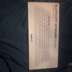Bluetooth keyboard for Mac by Logitech